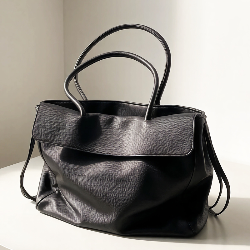 Luxury Bags Trend 2025 - Aktentaschen und Tragetaschen für Damen: Luxuriöse