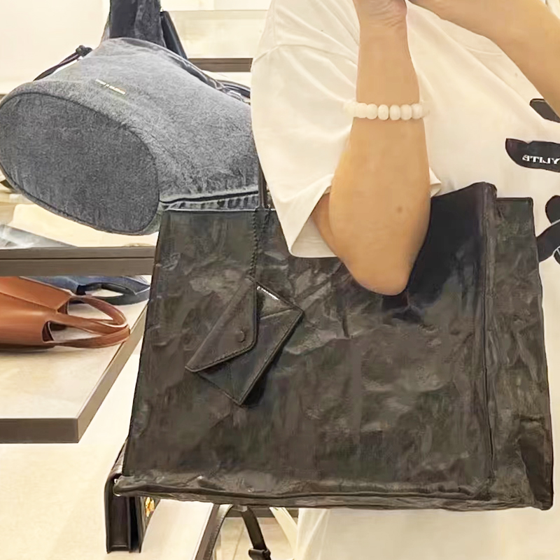 Koreanische lässige Kraftpapie – Luxury Bags Trend 2025 Bewertung und Preis