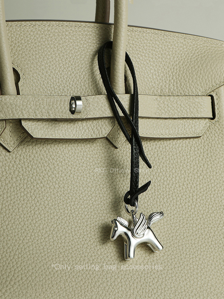 Luxuriöser Pegasus-Taschenanhä – Luxury Bags Hermes Birkin Bewertung und Preis